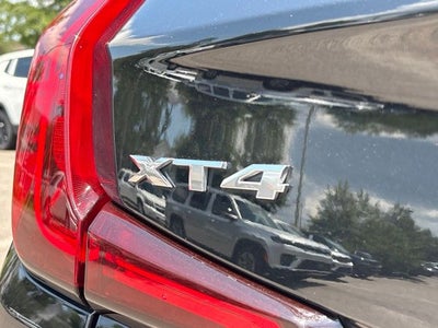 2025 Cadillac XT4 AWD Premium Luxury