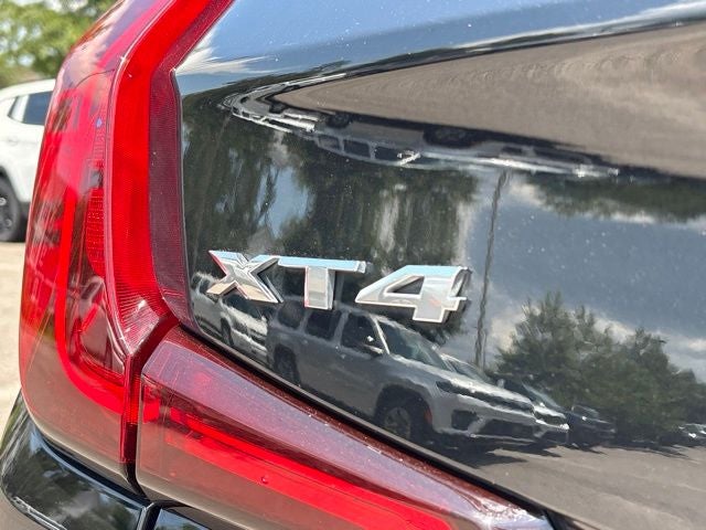 2025 Cadillac XT4 AWD Premium Luxury
