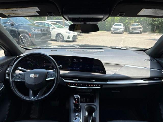 2025 Cadillac XT4 AWD Premium Luxury