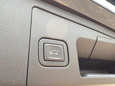 2025 Cadillac XT4 AWD Premium Luxury