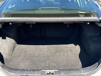 2022 Nissan Altima SR FWD