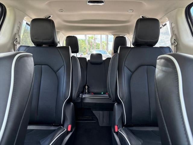2023 Chrysler Pacifica Hybrid Limited