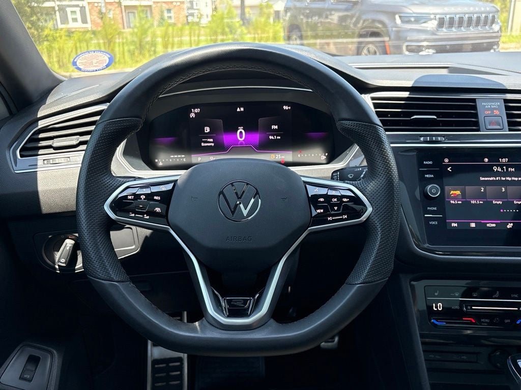 2024 Volkswagen Tiguan 2.0T SE R-Line Black