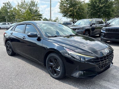 2022 Hyundai Elantra SEL