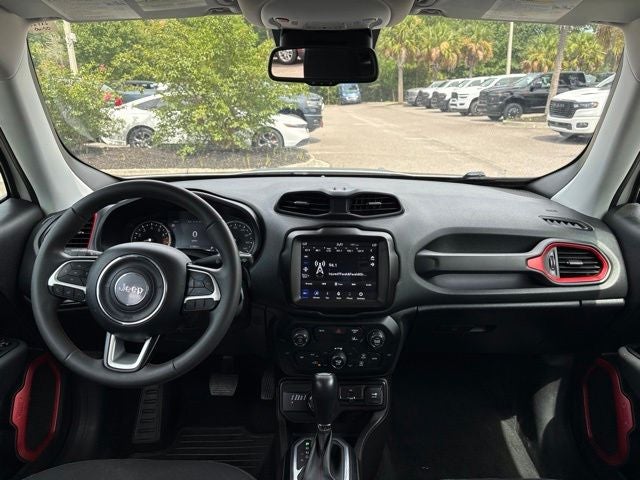 2023 Jeep Renegade Trailhawk 4x4