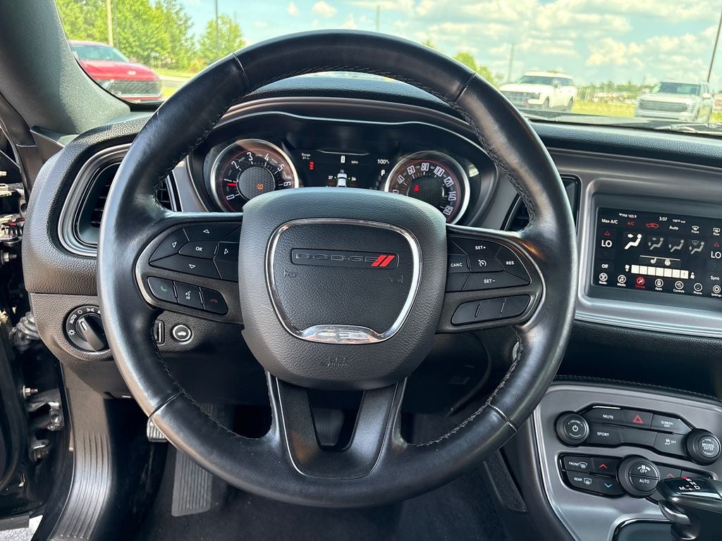 2023 Dodge Challenger SXT