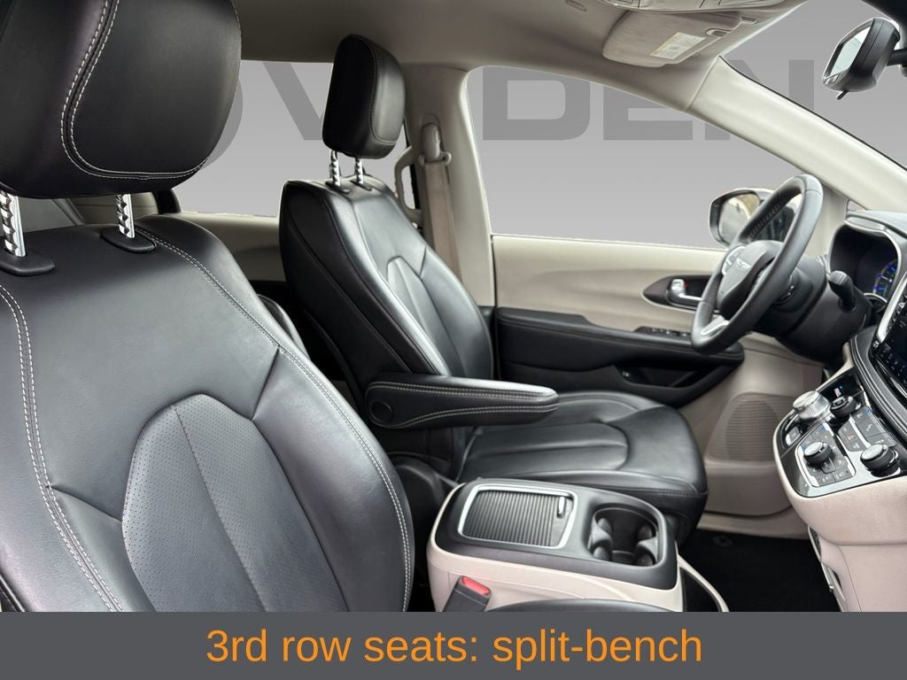 2024 Chrysler Pacifica Hybrid Select