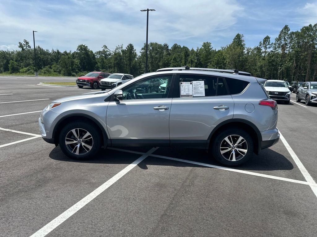 2017 Toyota RAV4 XLE