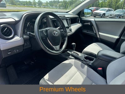 2017 Toyota RAV4 XLE