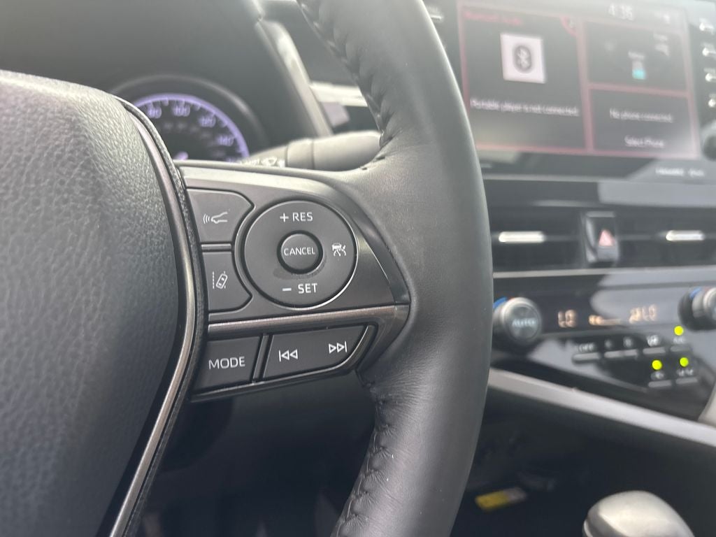 2023 Toyota Camry Hybrid SE