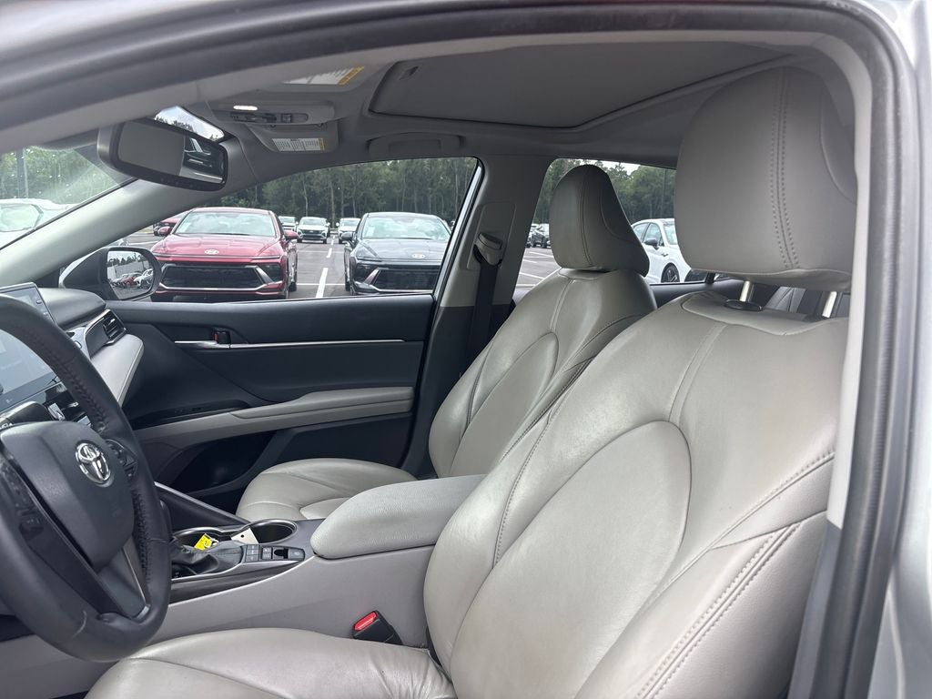 2023 Toyota Camry Hybrid SE