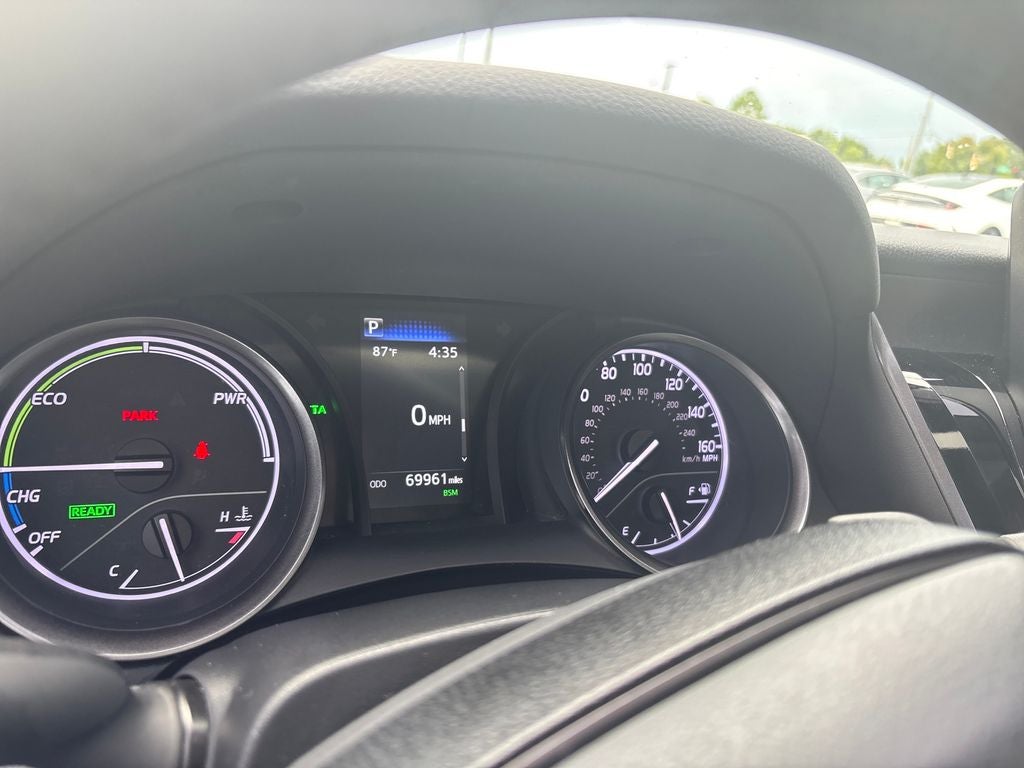 2023 Toyota Camry Hybrid SE