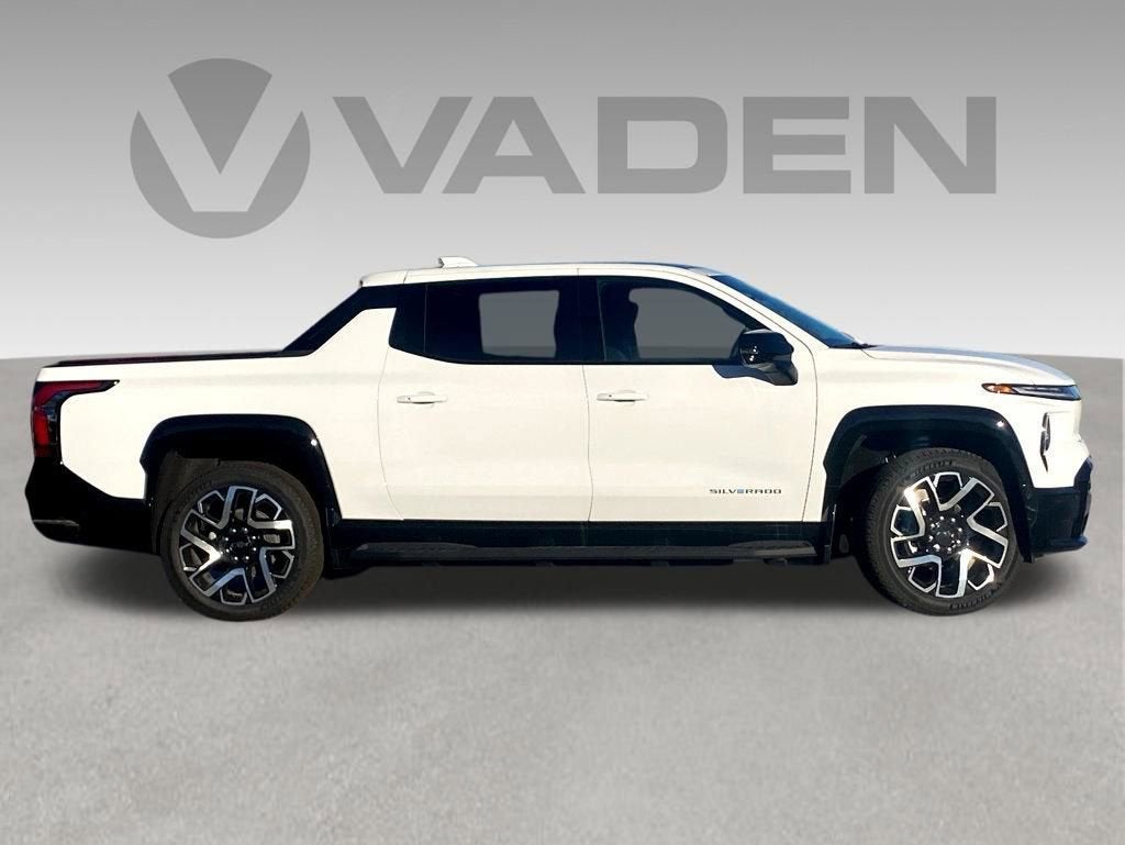 2024 Chevrolet Silverado EV RST
