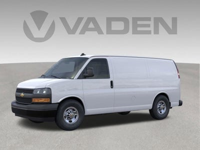 2025 Chevrolet Express Cargo WT