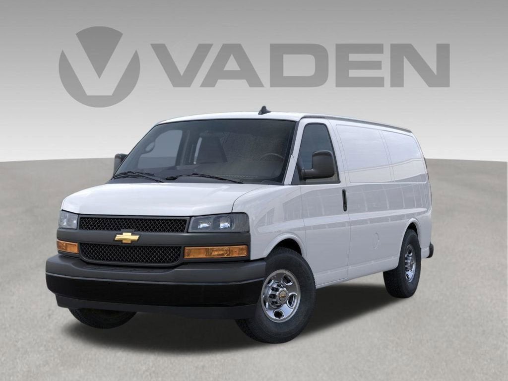 2025 Chevrolet Express Cargo WT