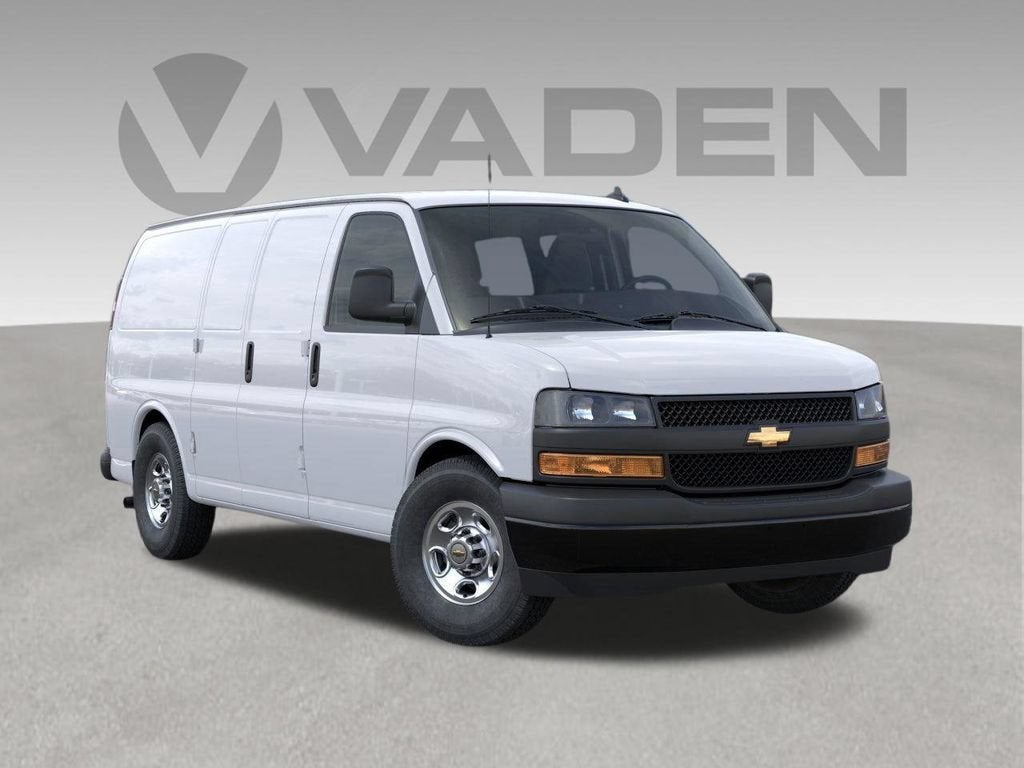 2025 Chevrolet Express Cargo WT