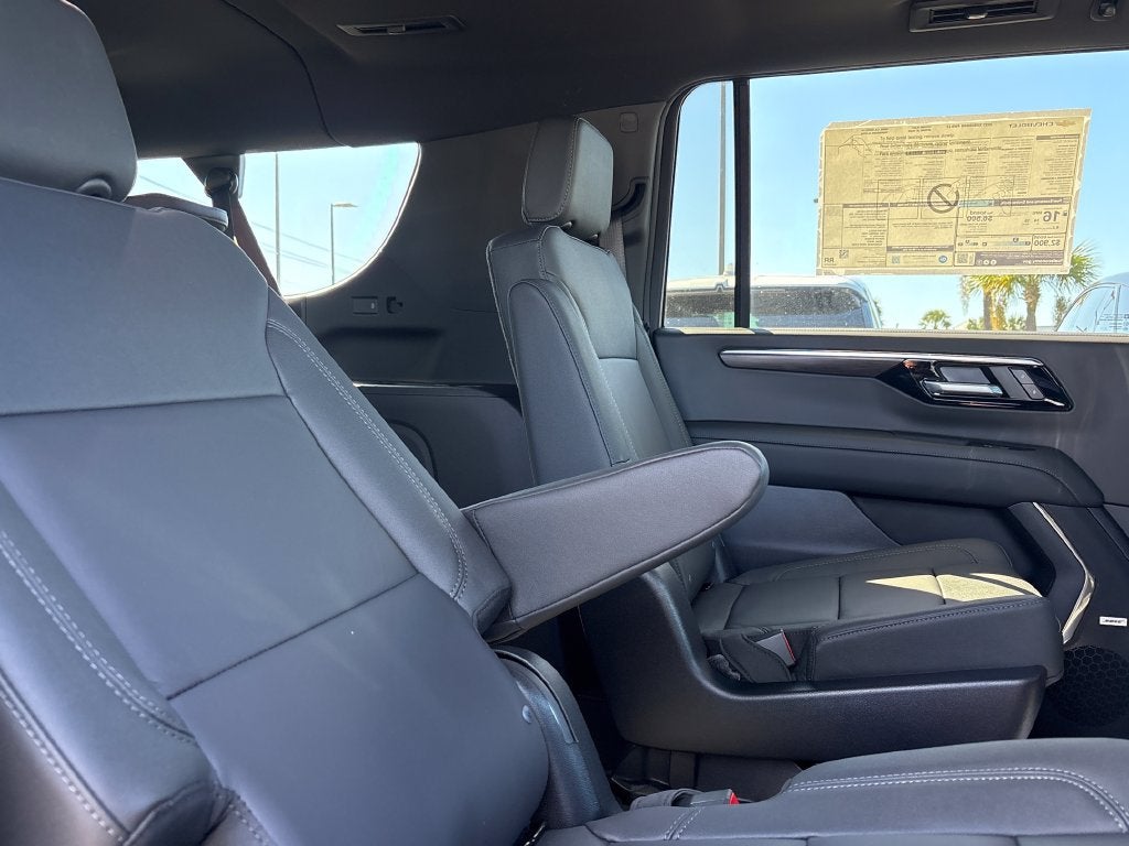 2027 Chevrolet Suburban LT