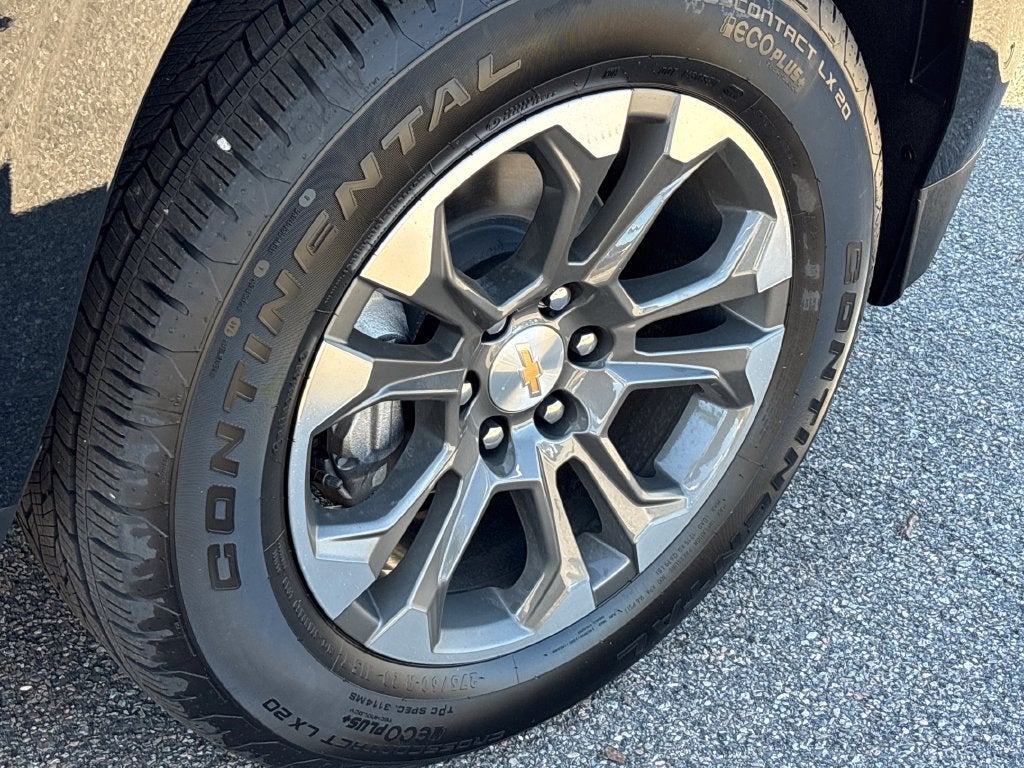 2027 Chevrolet Suburban LT