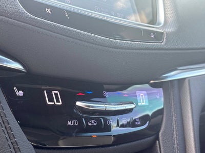 2022 Cadillac XT5 Luxury
