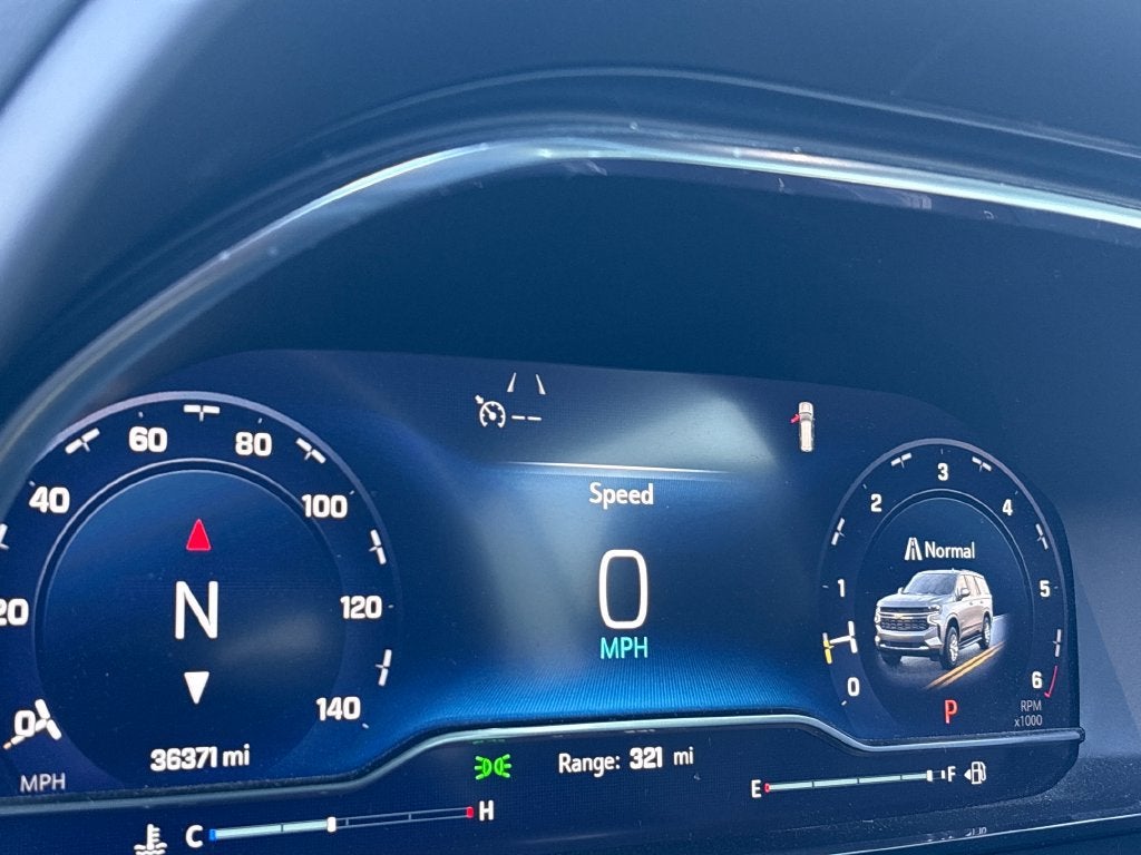 2024 Chevrolet Suburban LT