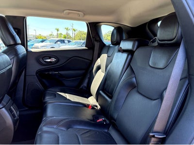 2023 Jeep Cherokee Altitude Lux