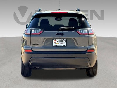 2023 Jeep Cherokee Altitude Lux