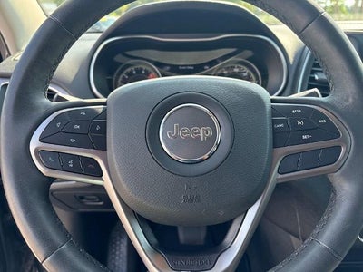 2022 Jeep Cherokee Latitude Lux