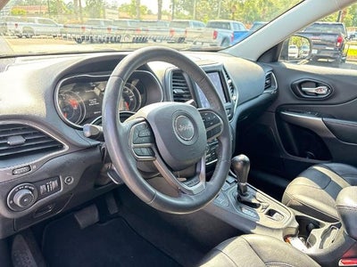 2022 Jeep Cherokee Latitude Lux