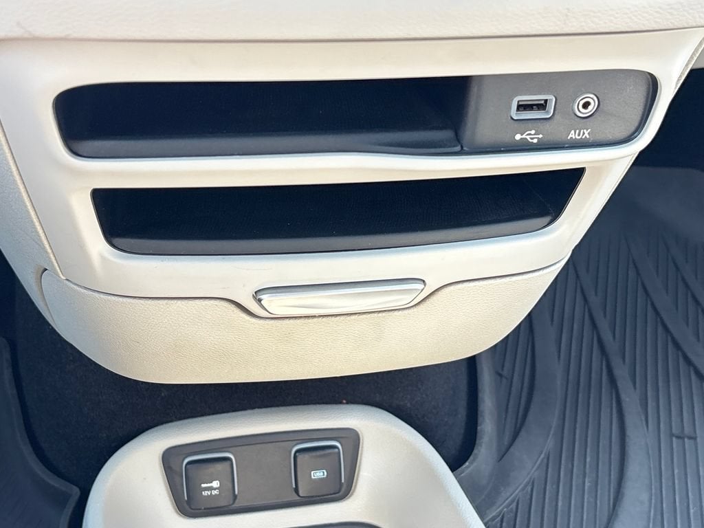 2017 Chrysler Pacifica Base