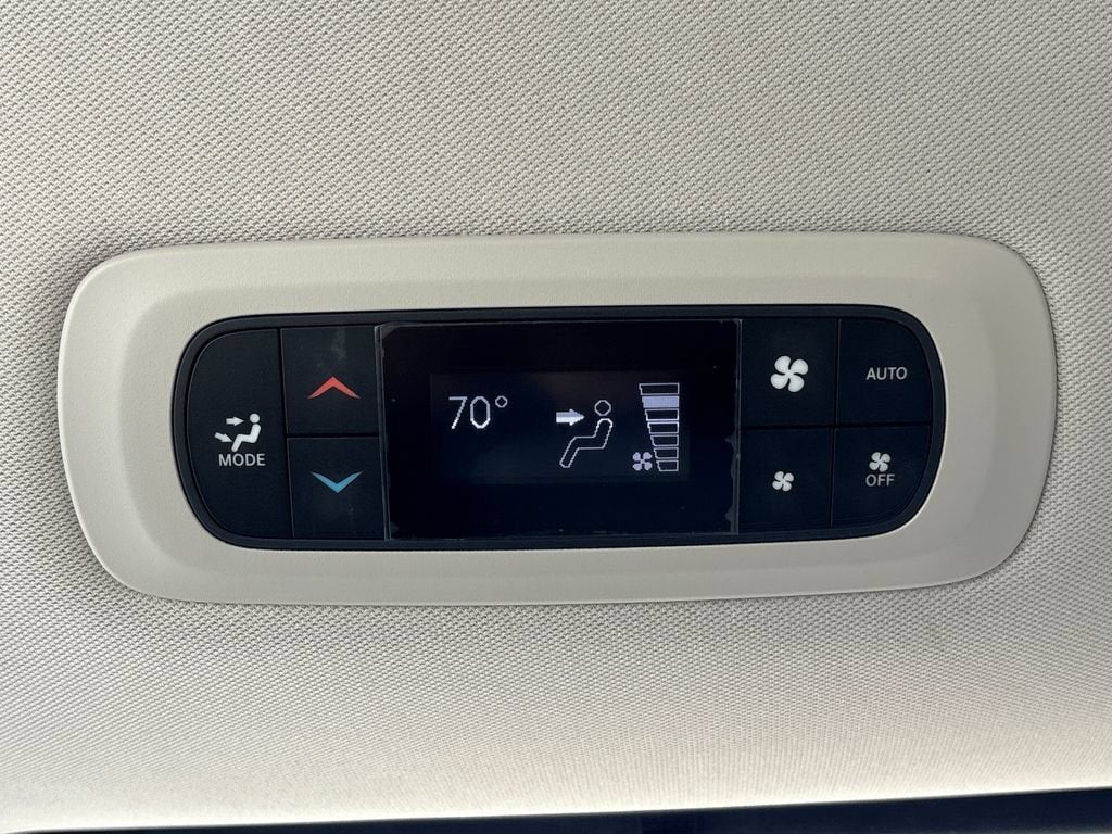 2017 Chrysler Pacifica Base