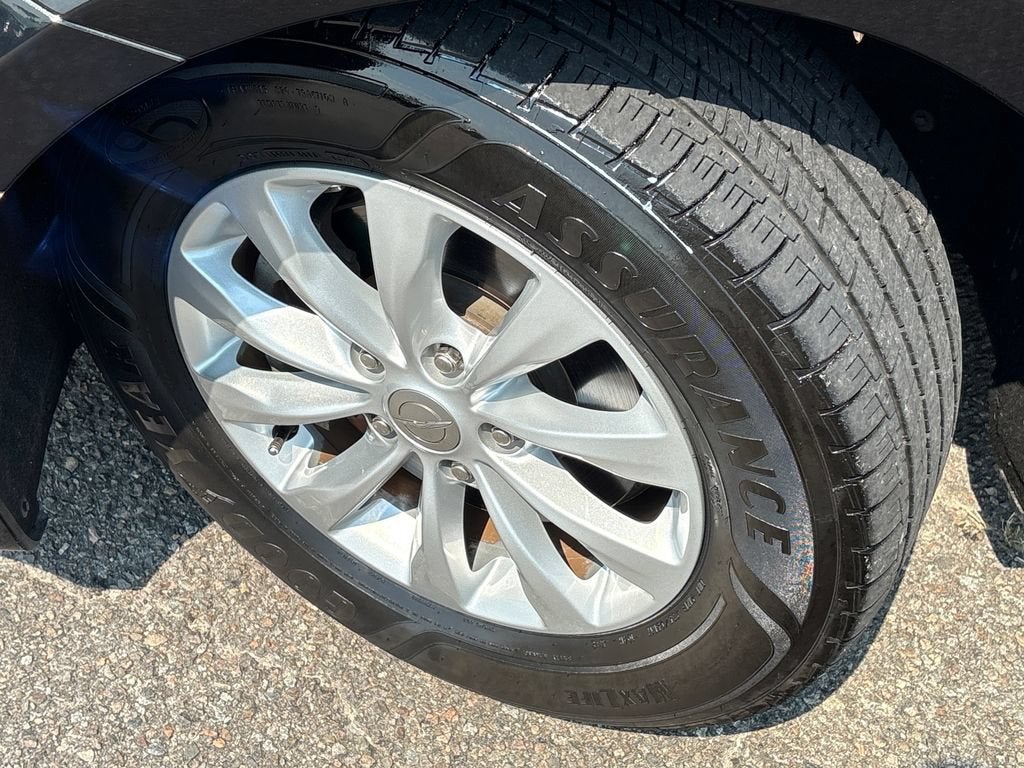 2017 Chrysler Pacifica Base