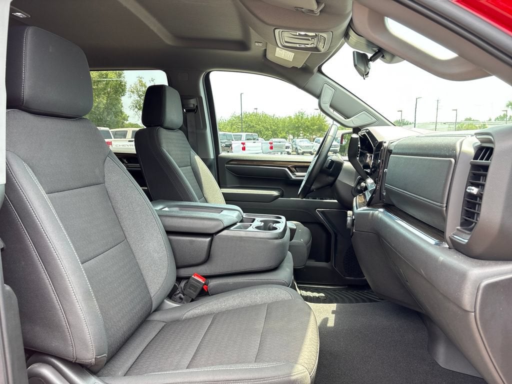 2024 Chevrolet Silverado 1500 Base