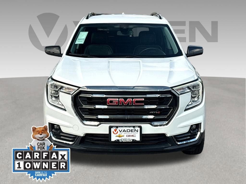 2023 GMC Terrain AT4