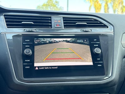 2023 Volkswagen Tiguan Base