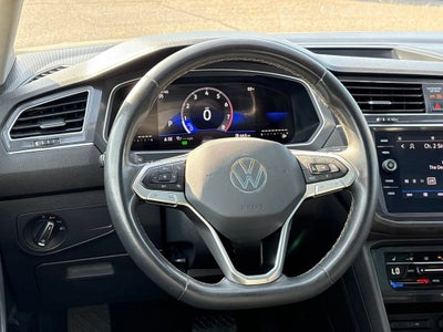 2023 Volkswagen Tiguan Base