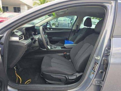 2024 Kia K5 Base