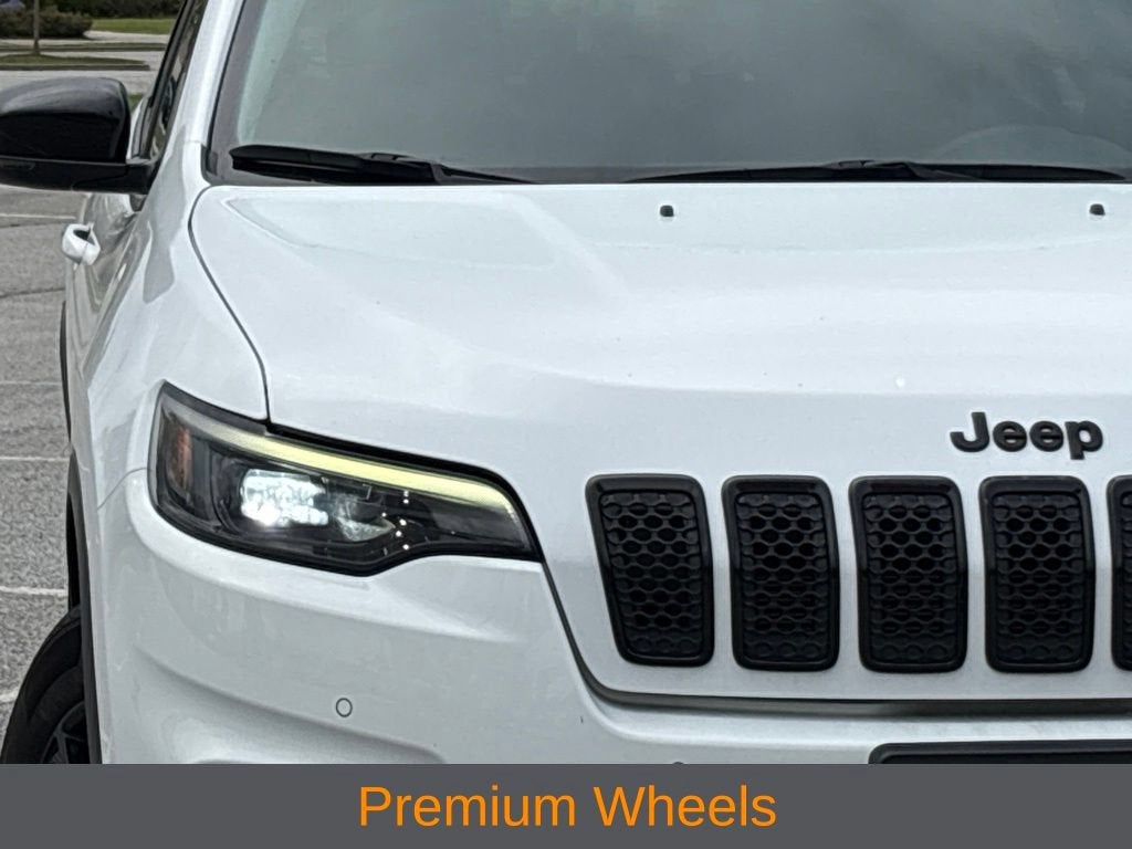 2023 Jeep Cherokee Base