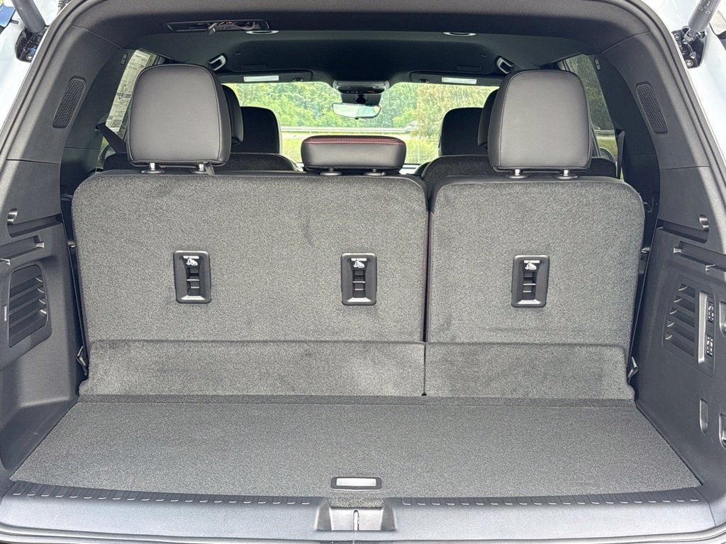 2027 Chevrolet Traverse RS