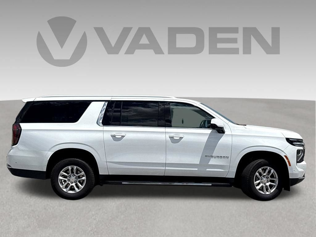 2025 Chevrolet Suburban LT