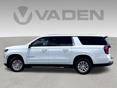 2025 Chevrolet Suburban LT