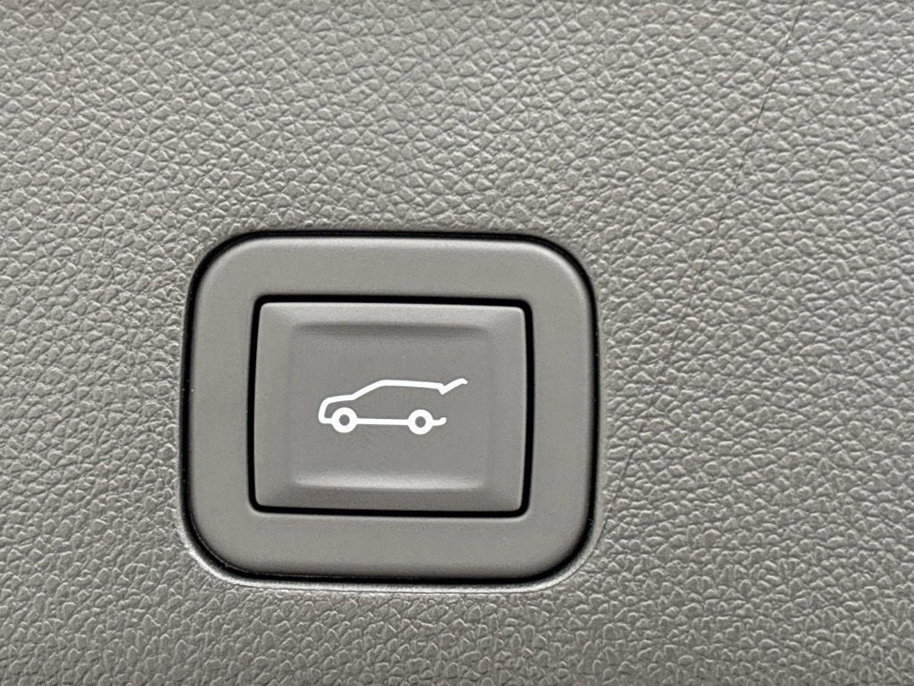 2027 Chevrolet Tahoe Premier