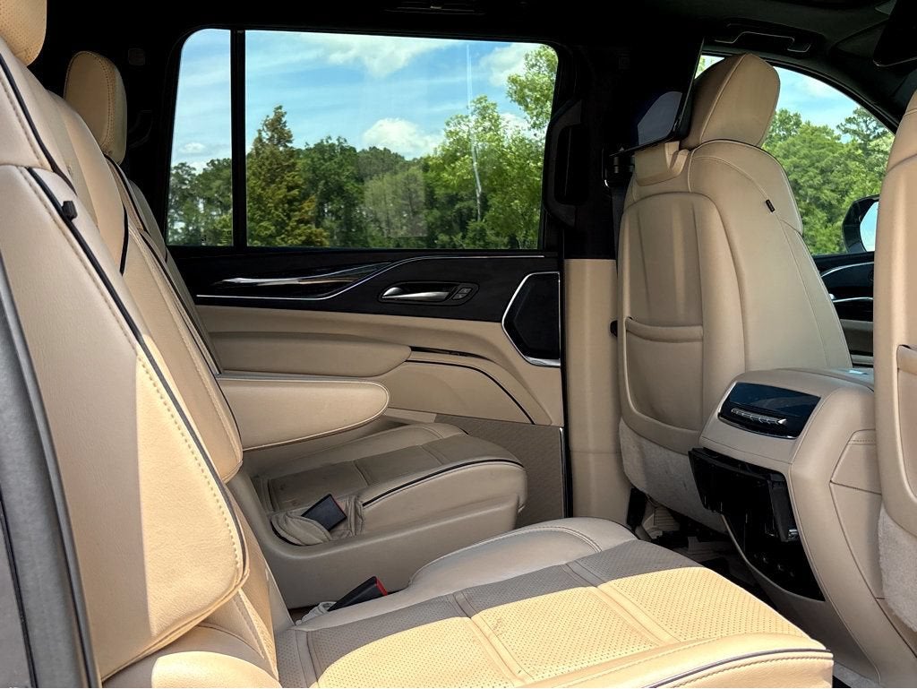 2024 Cadillac Escalade ESV Premium Luxury
