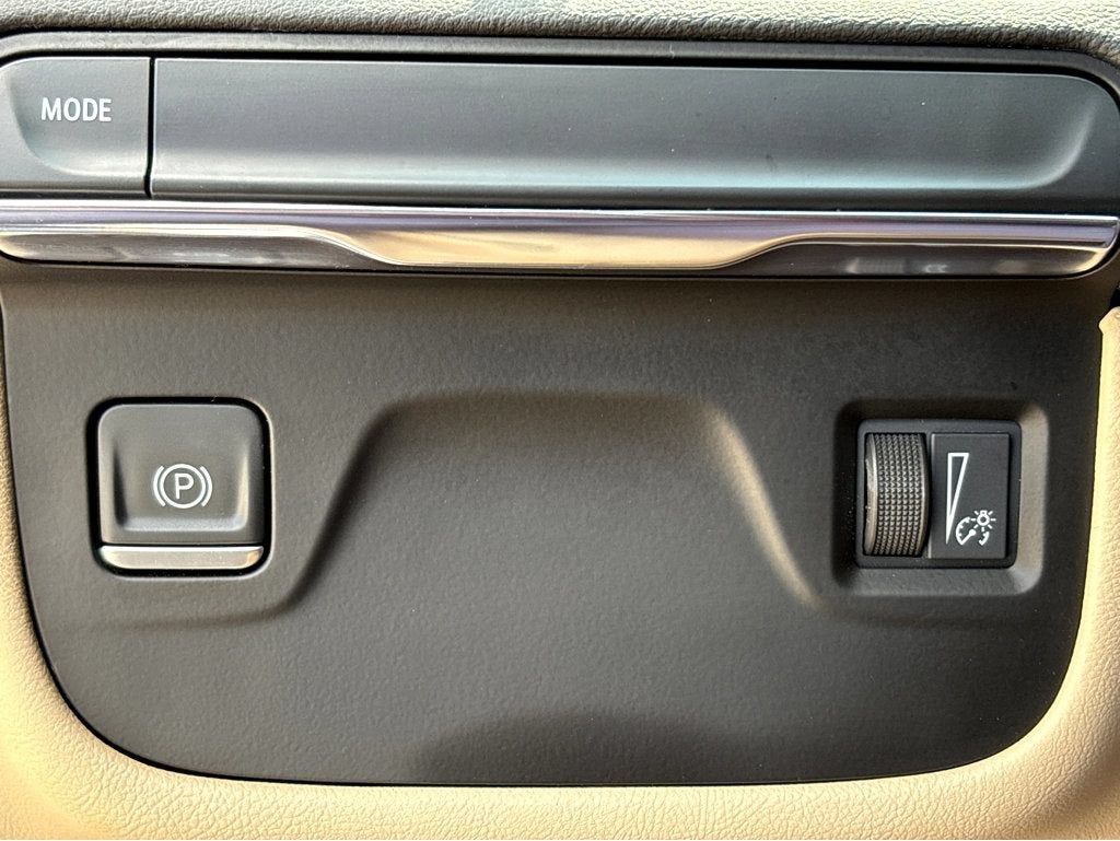 2024 Cadillac Escalade ESV Premium Luxury