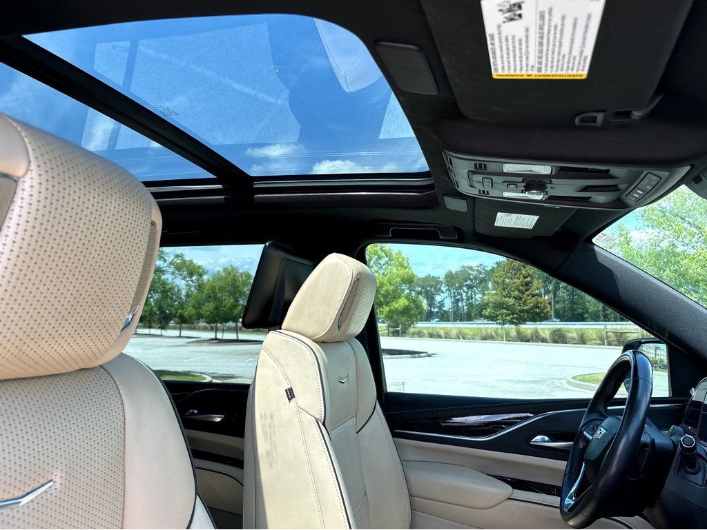 2024 Cadillac Escalade ESV Premium Luxury
