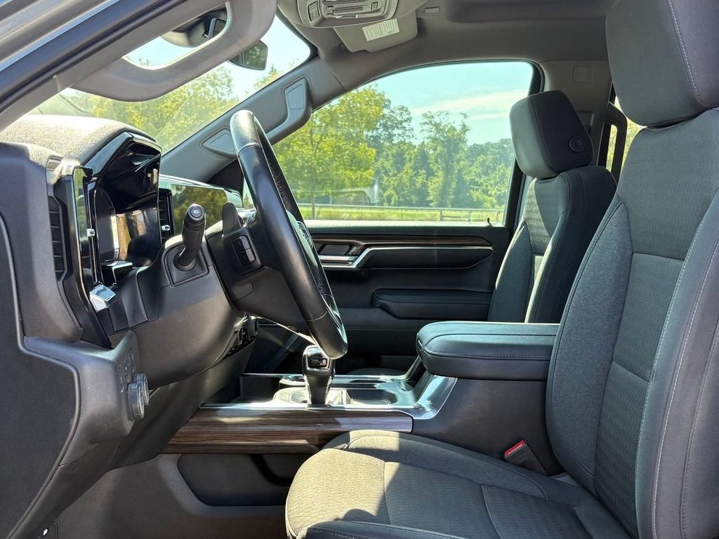 2024 Chevrolet Silverado 1500 Base