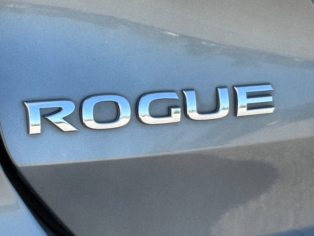 2018 Nissan Rogue Base