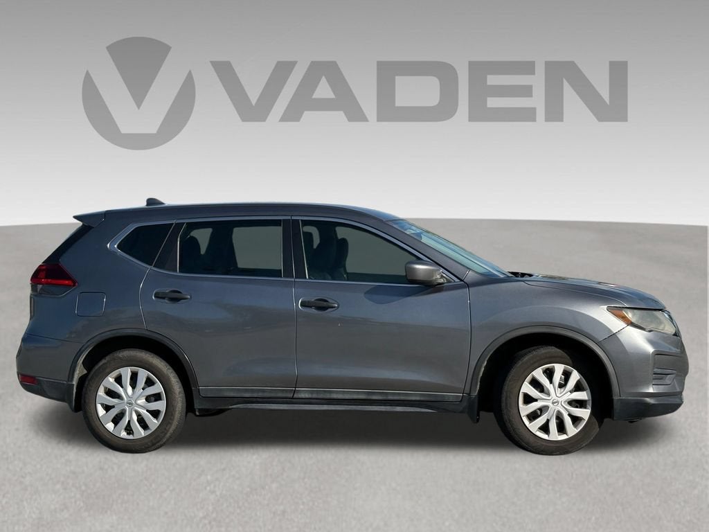 2018 Nissan Rogue Base