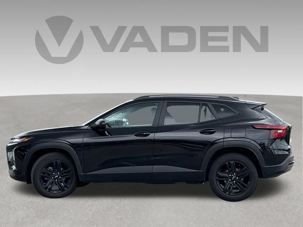 2025 Chevrolet Trax Base