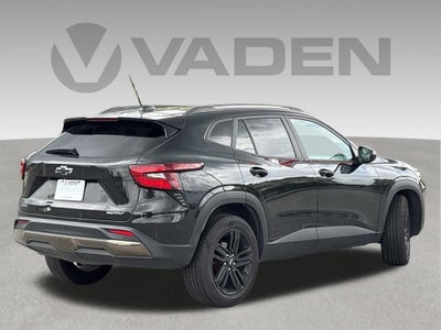 2025 Chevrolet Trax Base