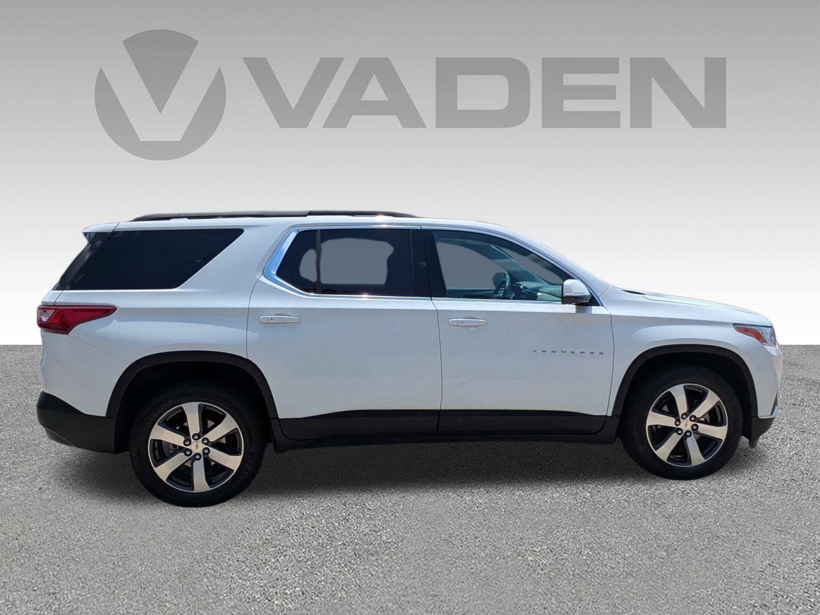 2020 Chevrolet Traverse LT Leather